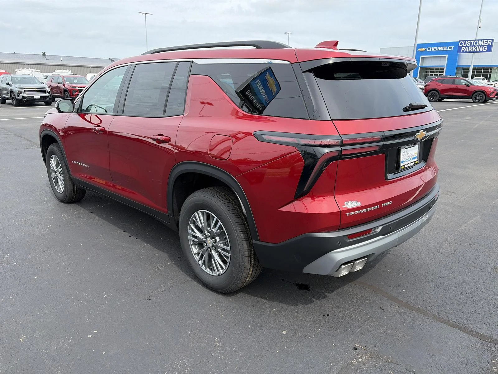 2026 Chevrolet Traverse LT - Photo 9