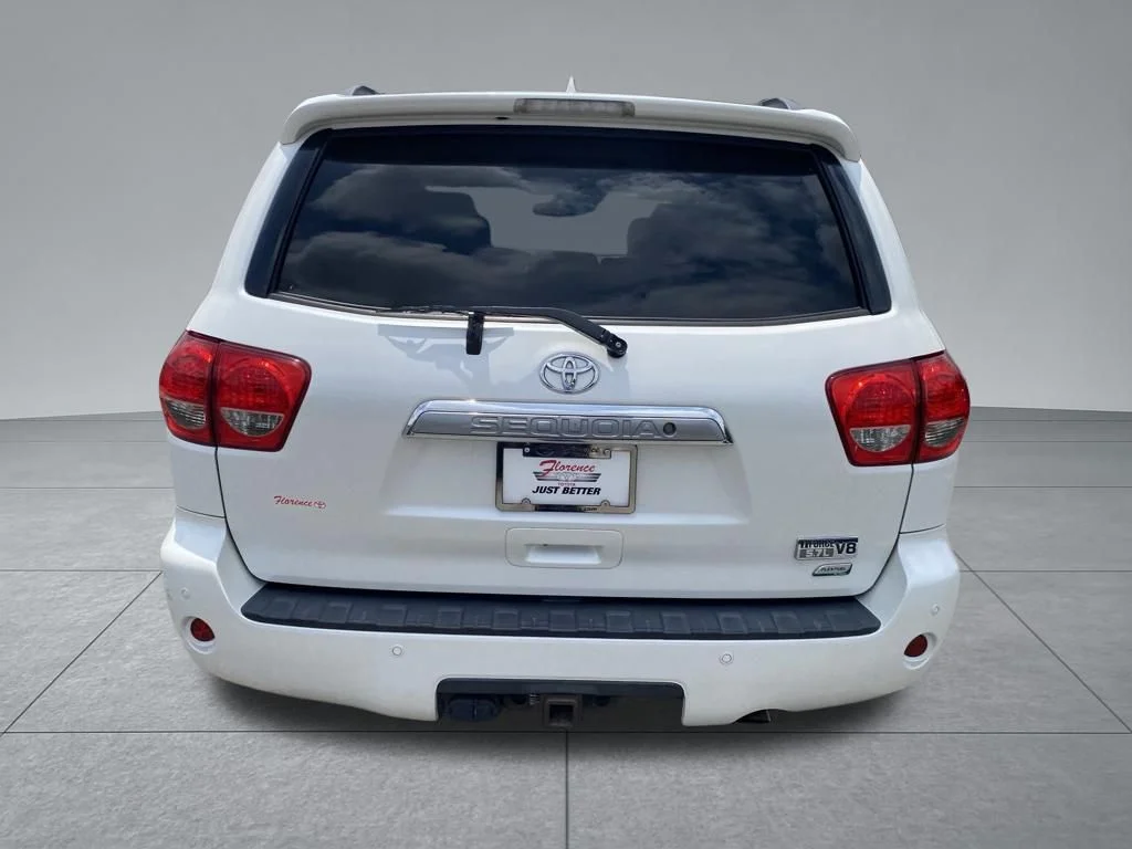 Used 2012 White Toyota Platinum image 11