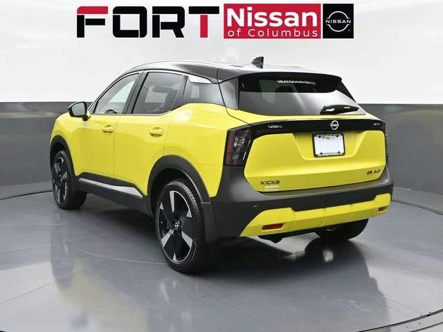 New 2025 Two-tone Yuzu Yellow Metallic / Super Black Nissan SR image 5