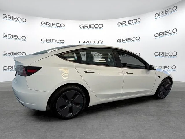 Used 2023 White Tesla Base image 11