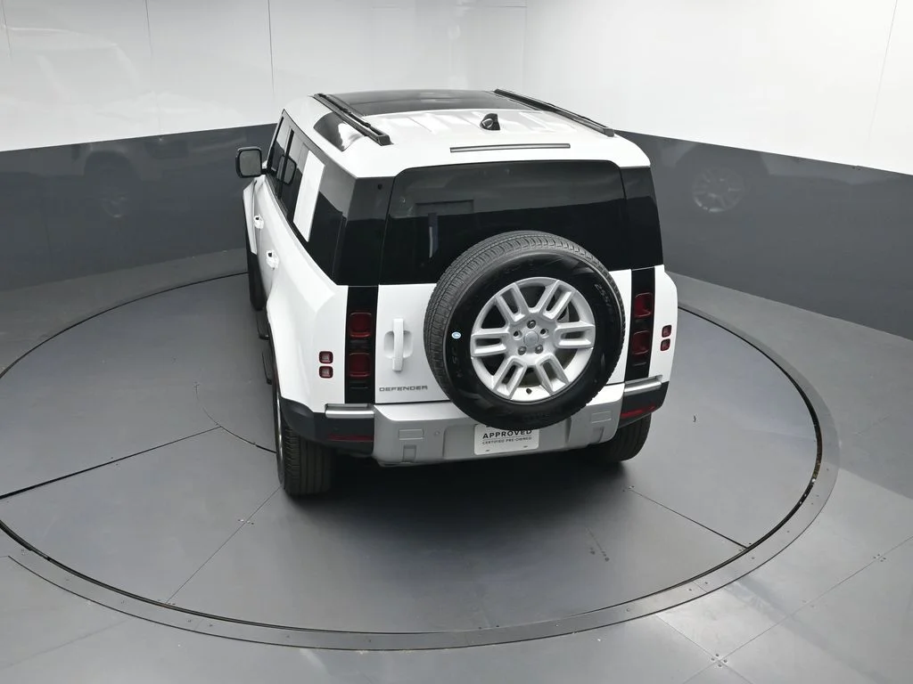 Certified Used 2025 White Land Rover S image 34