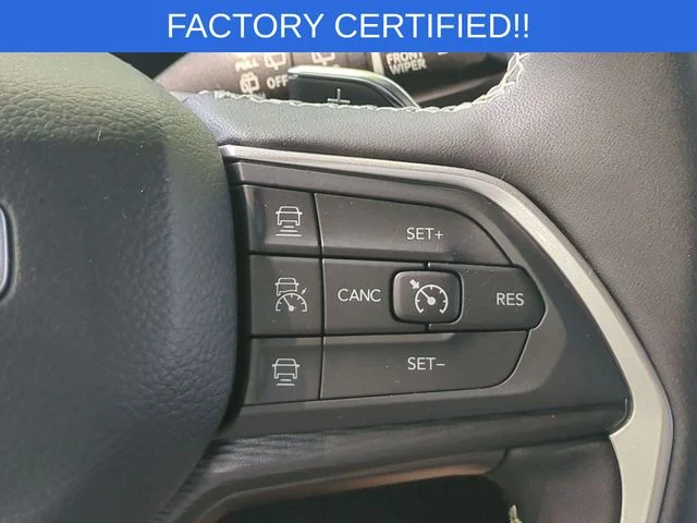 Used 2025 Gray Jeep Altitude X image 21