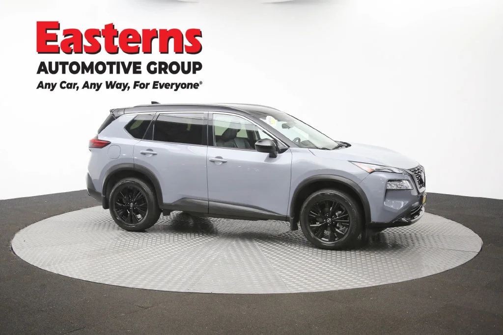 Used 2023 Gray Nissan SV image 43