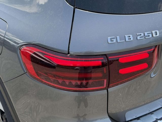 New 2026 Mountain Grey Metallic Mercedes-Benz GLB 250 image 14