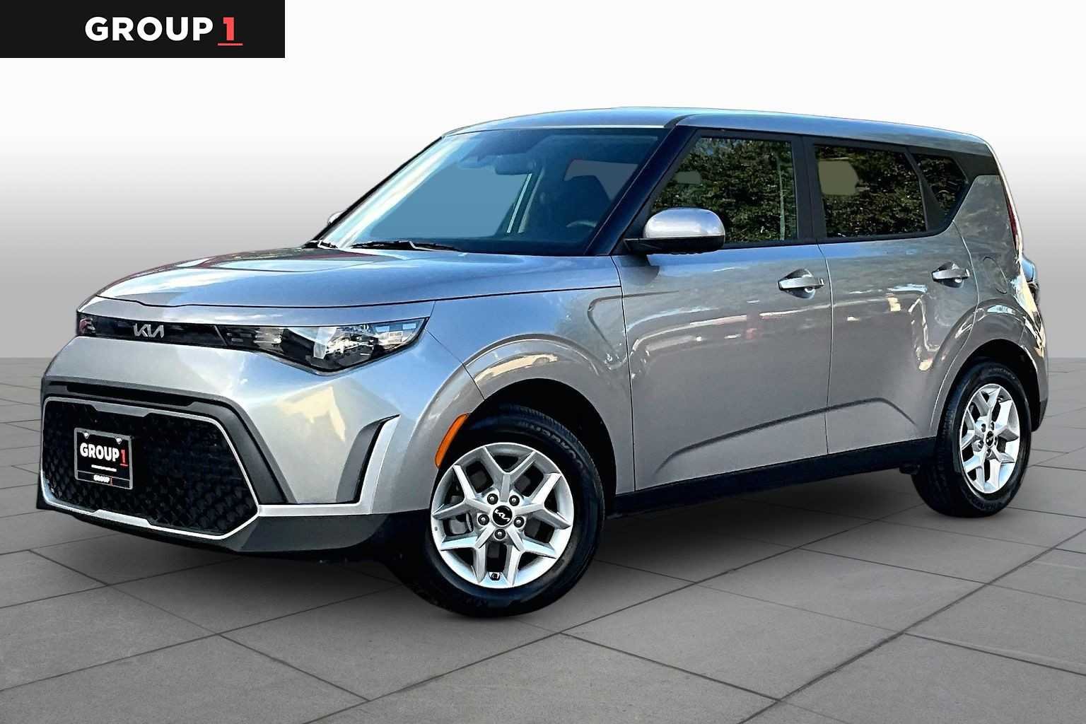 Pre-Owned 2025 Kia Soul LX