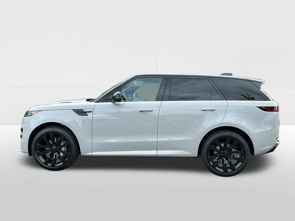 New 2027 Borasco Grey LAND ROVER Dynamic SE image 8