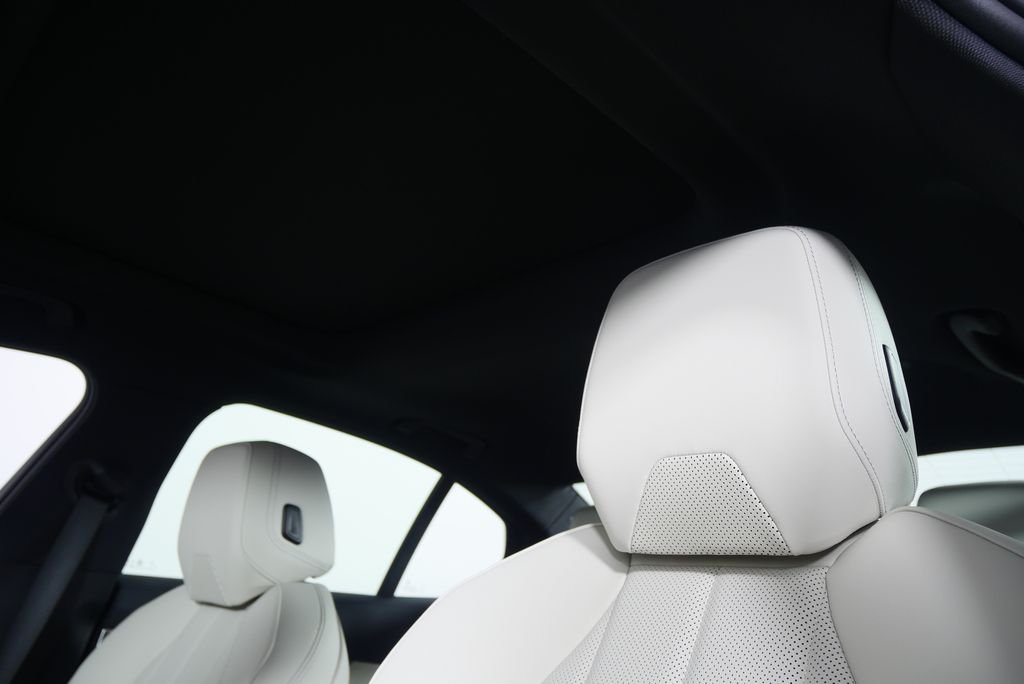 2026 BMW 5 Series 530i - Photo 11