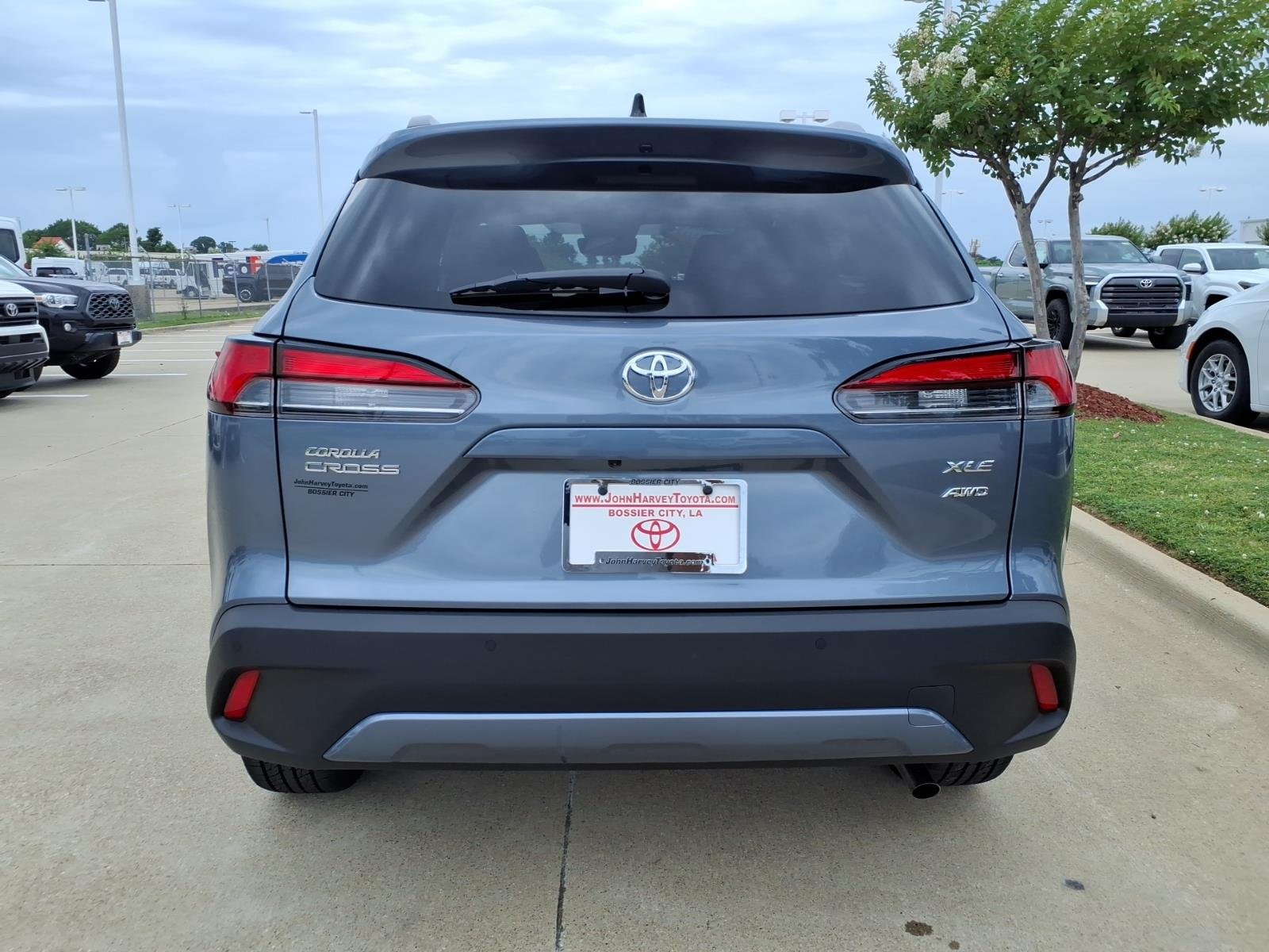 Used 2025 Celestite Toyota XLE image 3