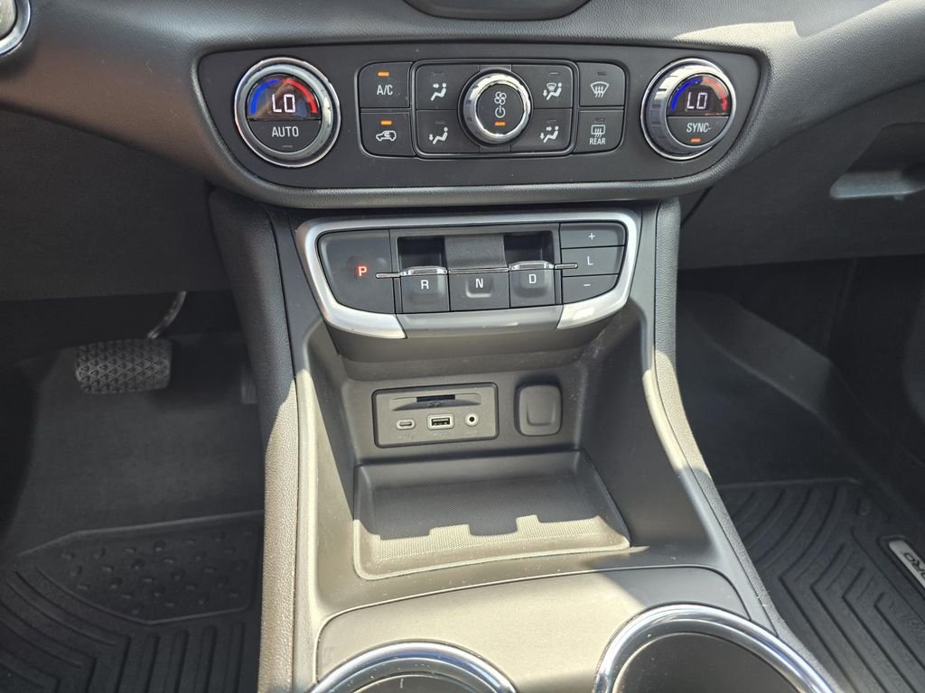 Used 2023 STERLING METALLIC GMC SLT image 16