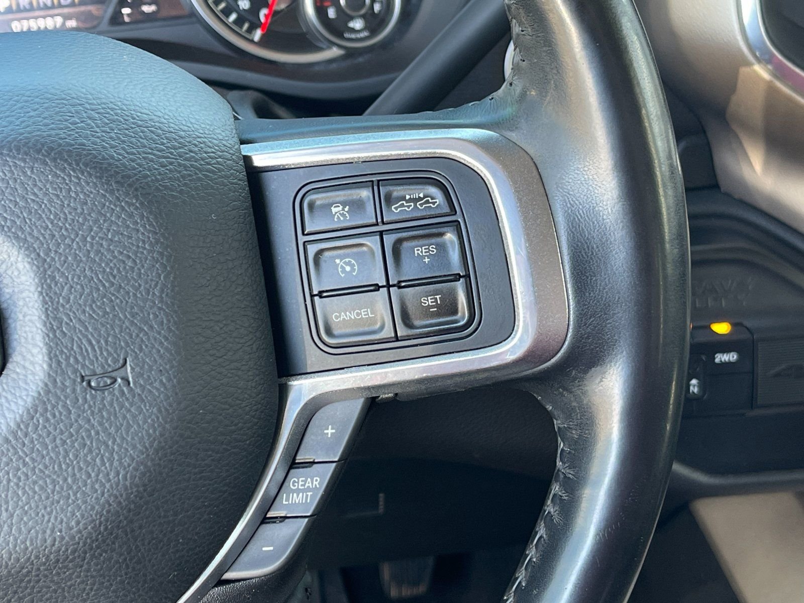 Used 2022 Red Ram Laramie image 27