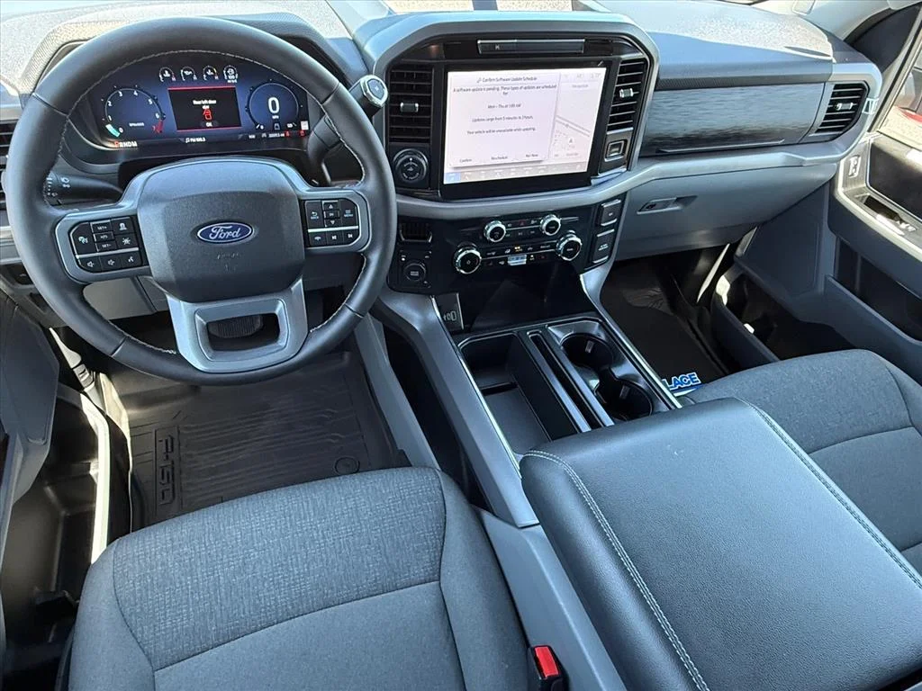 Used 2025 Red Ford XLT image 12