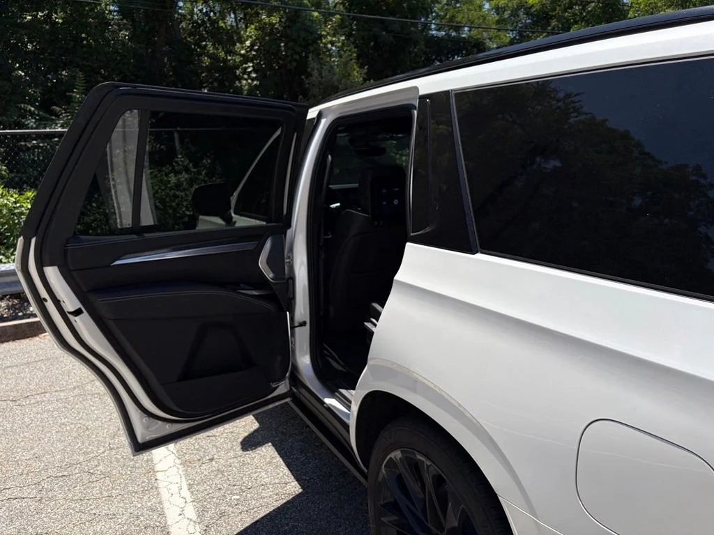 Used 2025 White Cadillac V-Series image 15