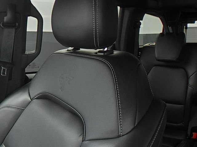 Used 2025 Gray Ford Outer Banks image 35