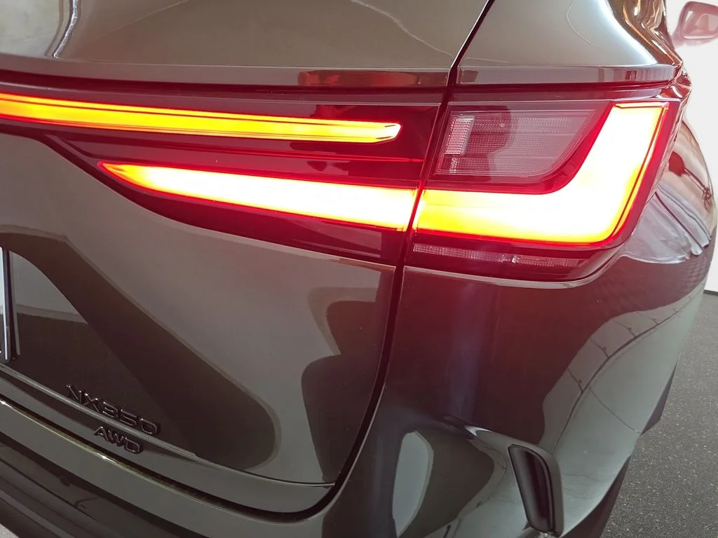 New 2026 Nori Green Pearl Lexus PREMIUM image 31