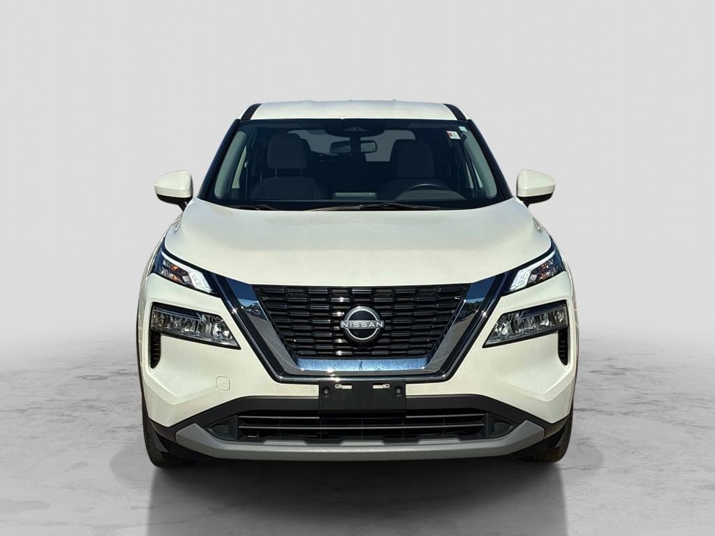 Used 2023 White Nissan SV image 2
