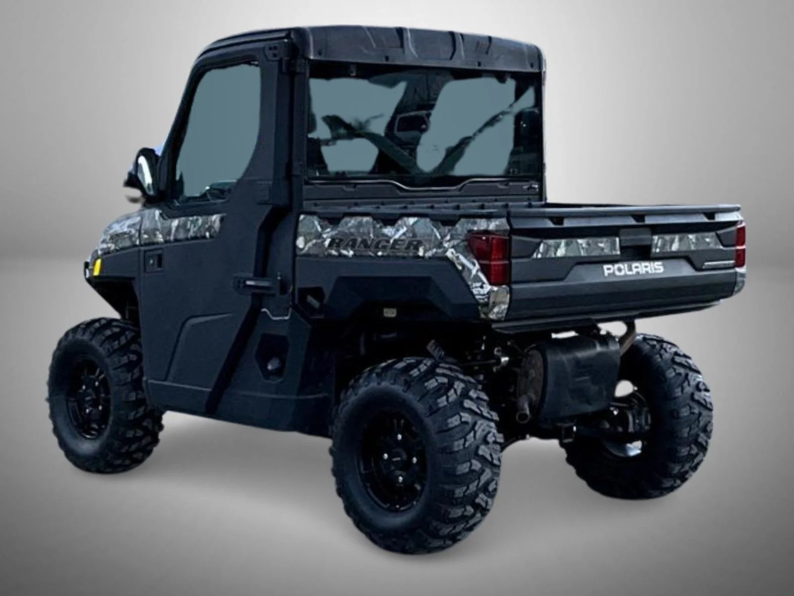 Used 2025 Green Polaris  image 7