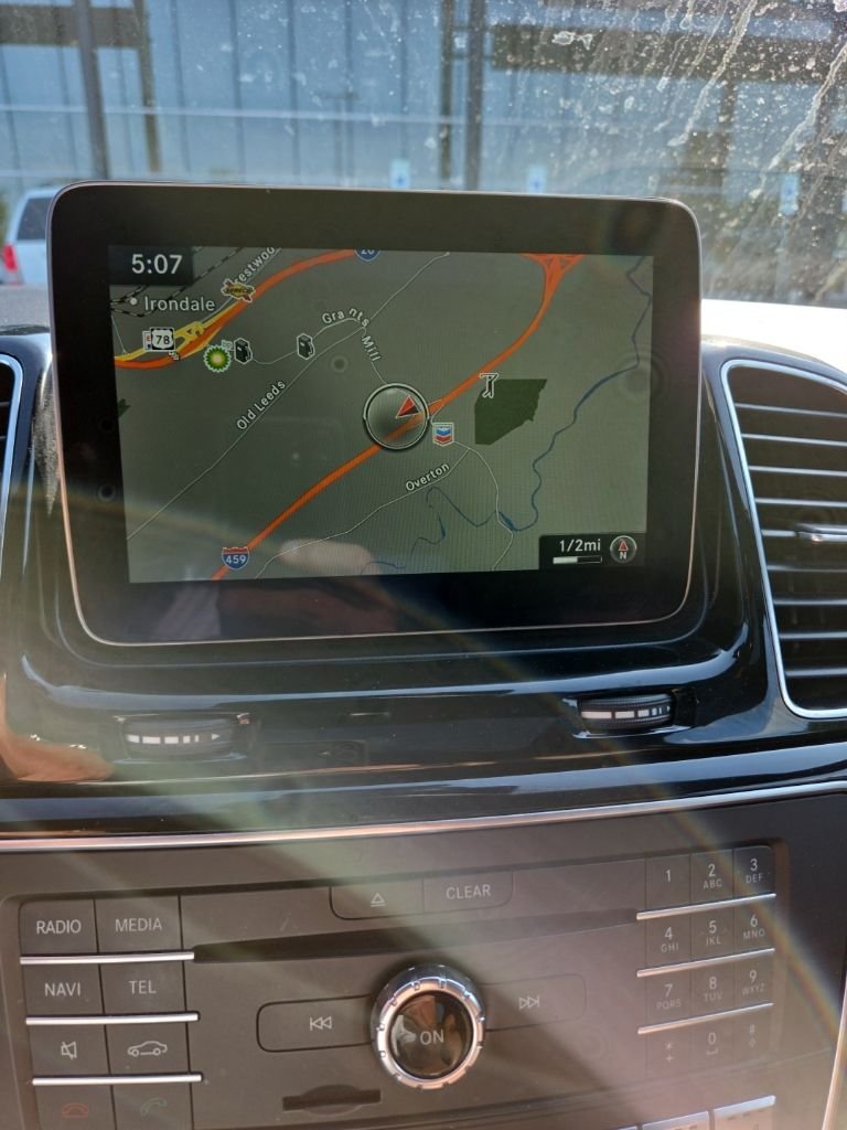 Used 2017 Polar White Mercedes-Benz GLE 350 image 16