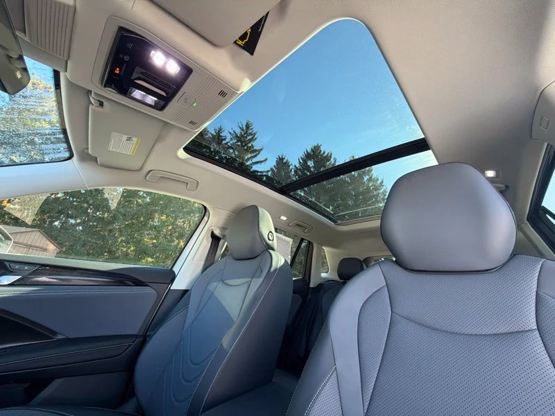 New 2027 Silver Volkswagen SE image 36