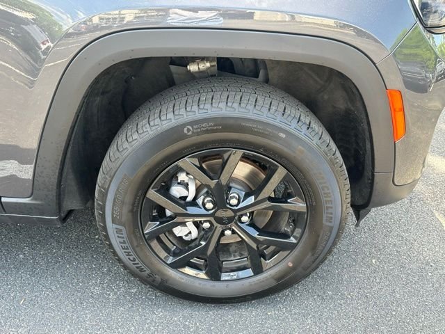2024 Jeep Grand Cherokee Altitude - Photo 12
