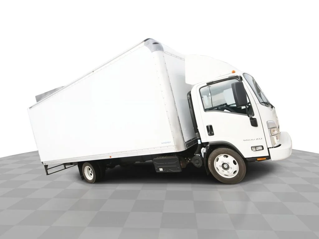 2024 Chevrolet Low Cab Forward's photo