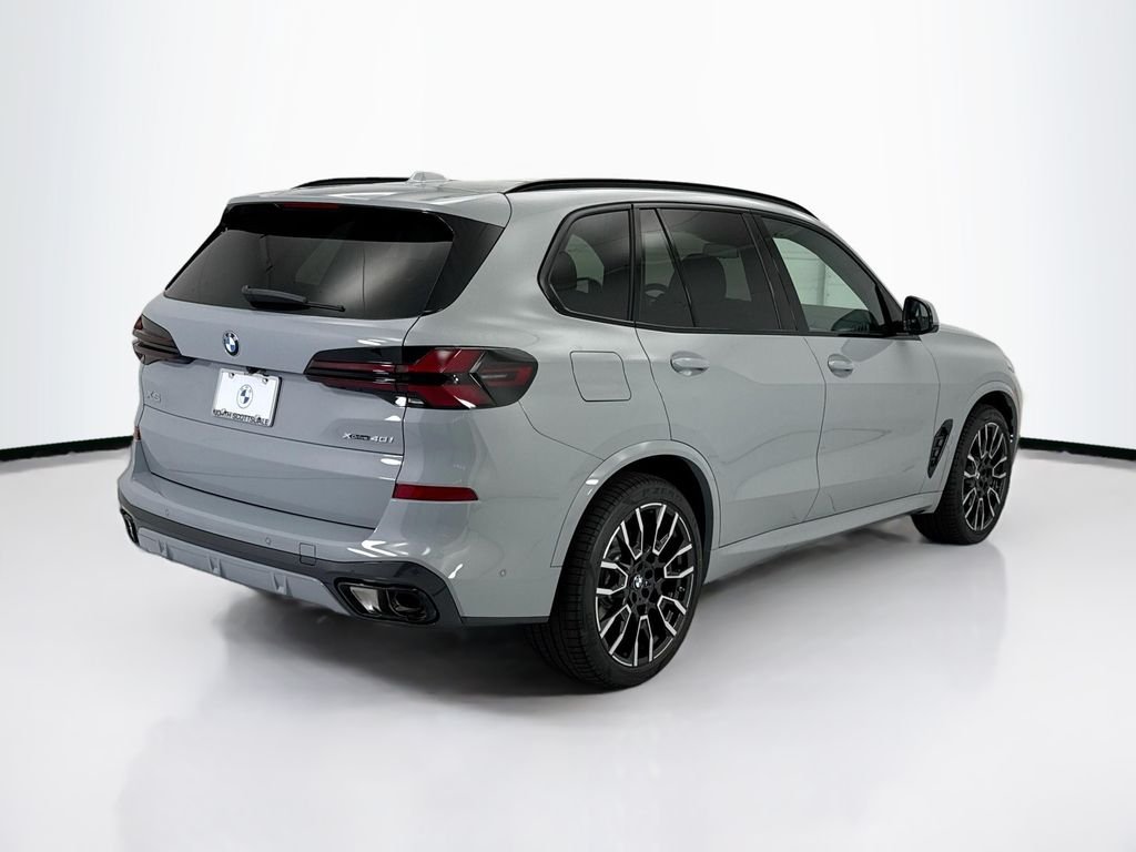 New 2026 Gray Metallic BMW xDrive40i image 5