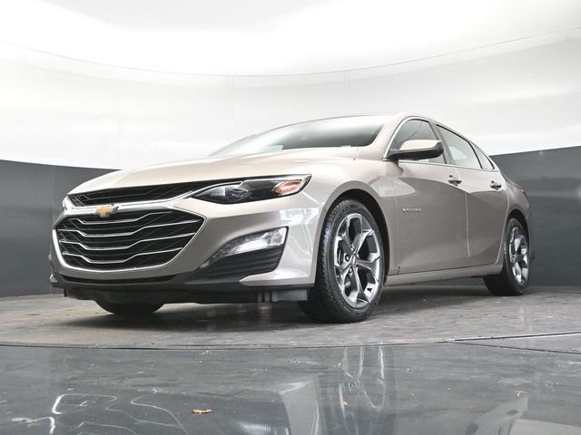 Used 2024 Mineral Gray Metallic Chevrolet LT image 28
