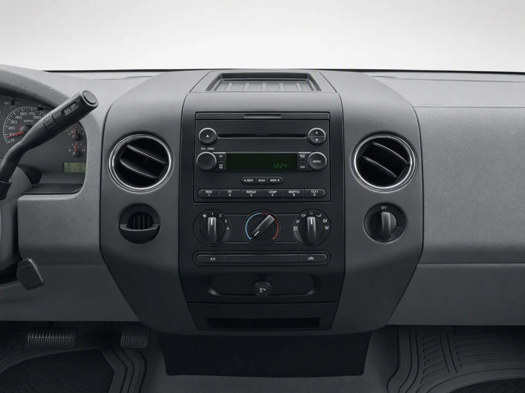 Used 2005 Gray Ford XLT image 10