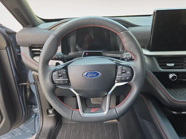 Certified Used 2025  Ford ST image 13