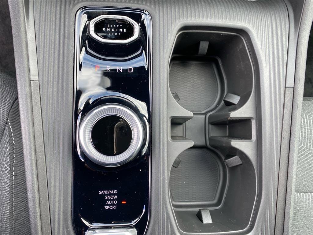 New 2026 Bright White Clearcoat Jeep Laredo image 8