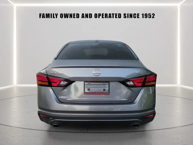 Certified Used 2024 Gray Nissan 2.5 SL image 5