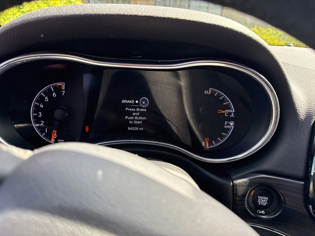 Used 2019 Granite Crystal Metallic Clearcoat Jeep Limited image 6