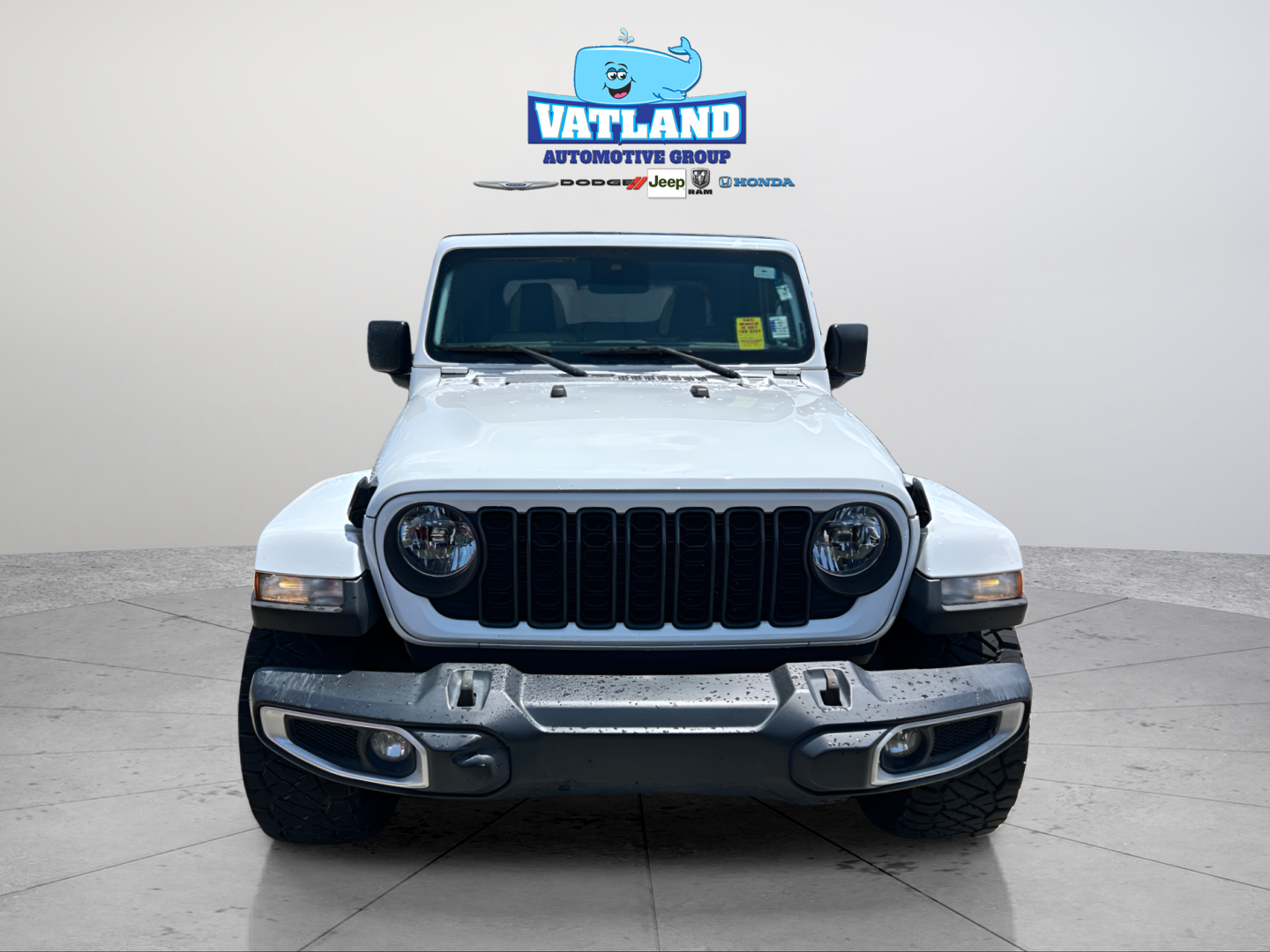 Used 2024 White Jeep Sport S image 21