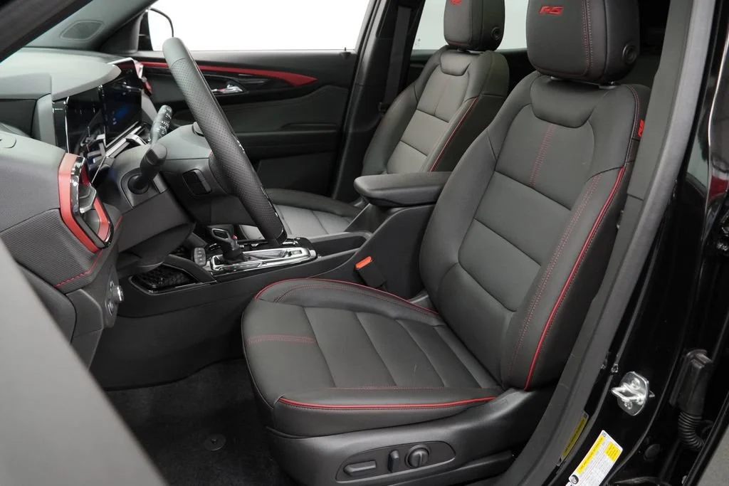 New 2026 Mosaic Black Metallic Chevrolet RS image 9