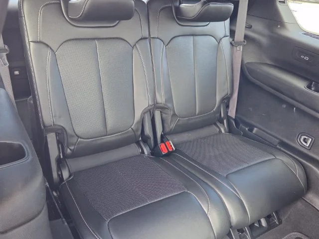 Used 2024 Black Jeep Limited image 18