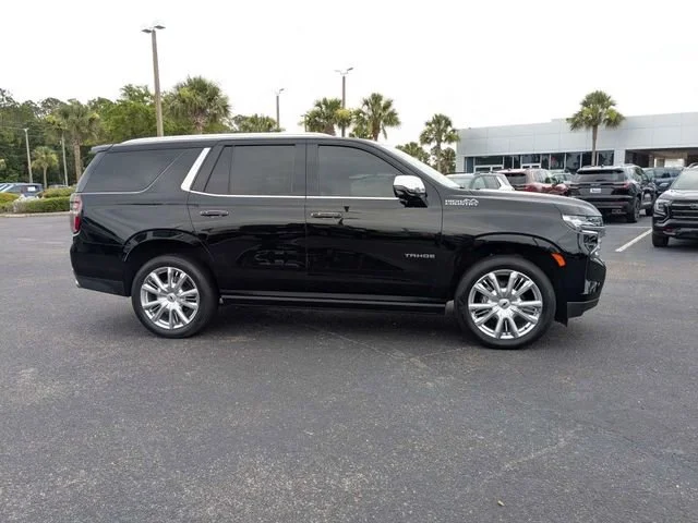 Used 2022 Black Chevrolet High Country image 2