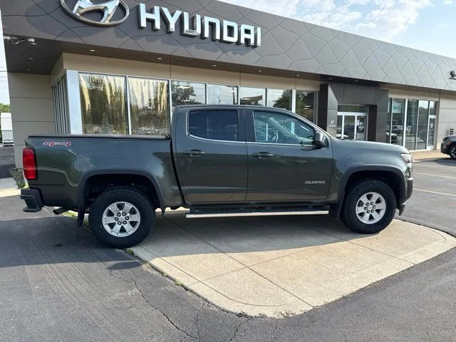 Certified Used 2018 Green Chevrolet Work Truck image 19