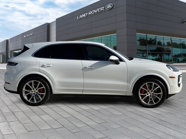 Used 2024  Porsche S image 6