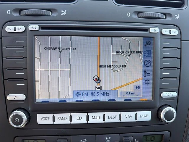 Used 2008  Volkswagen Base image 19
