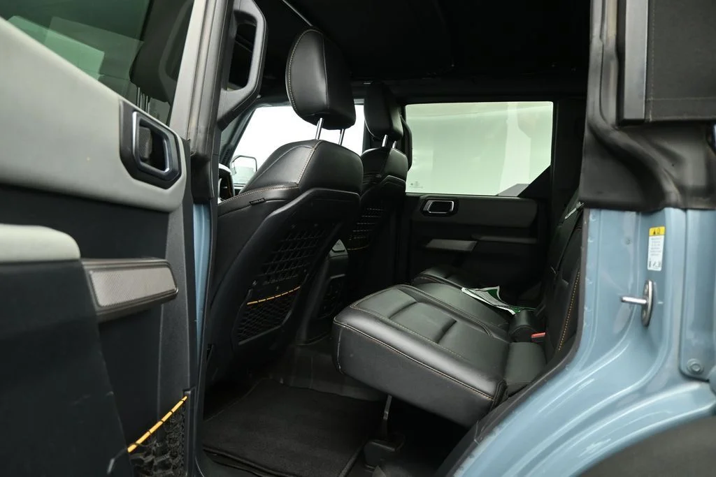 Used 2021 Blue Ford Badlands image 17