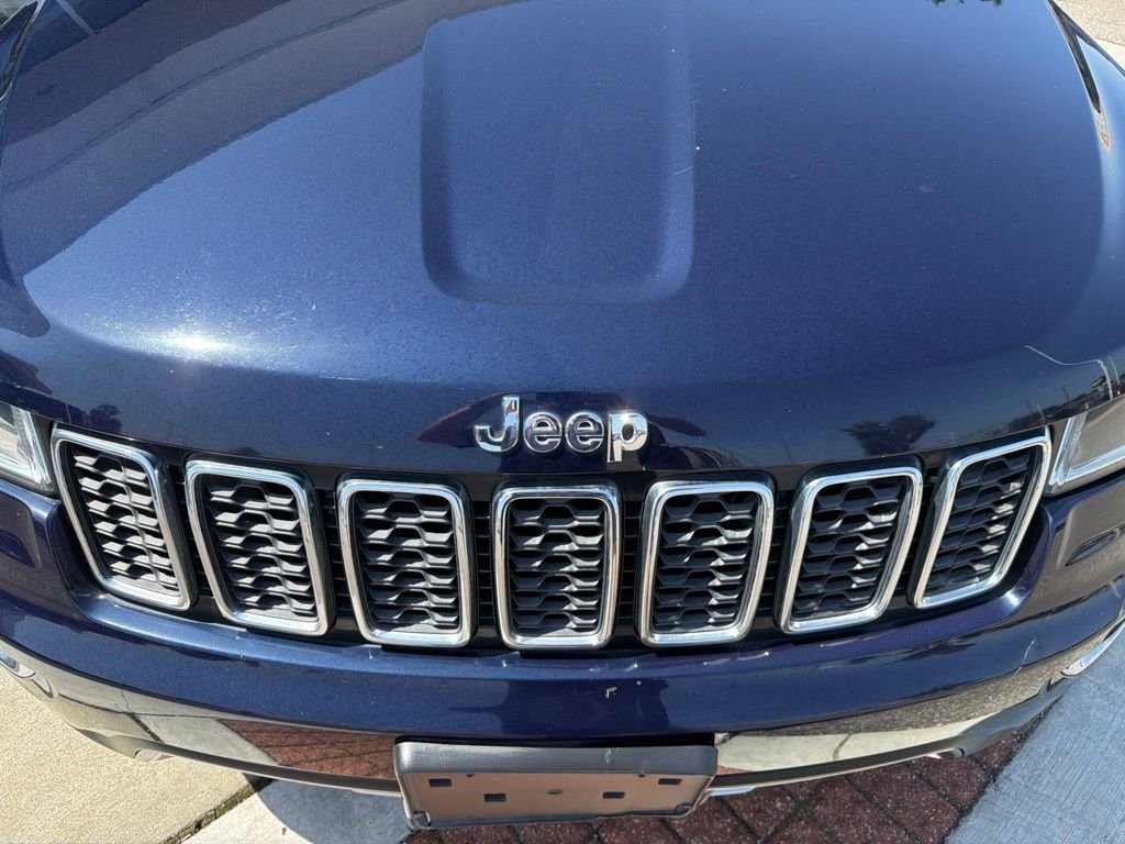 Used 2018 Blue Jeep Limited image 13