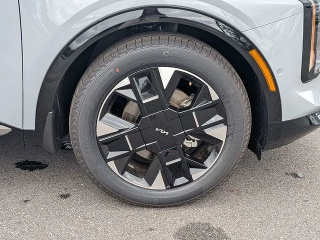 New 2026 Wolf Gray Kia SX Prestige image 11