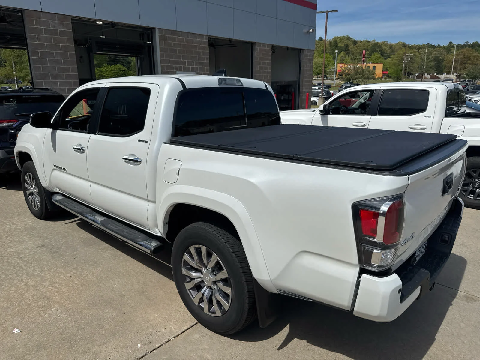 Used 2023 WIND CHILL PEAR Toyota Limited image 3