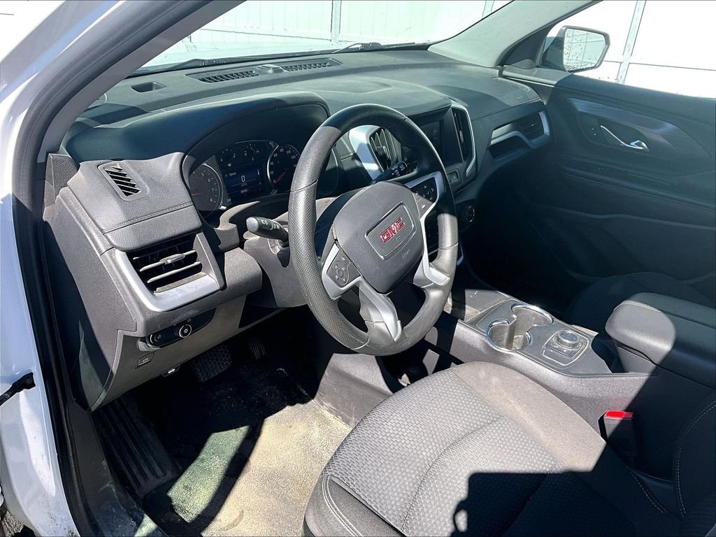 Used 2024 Summit White GMC SLE image 8
