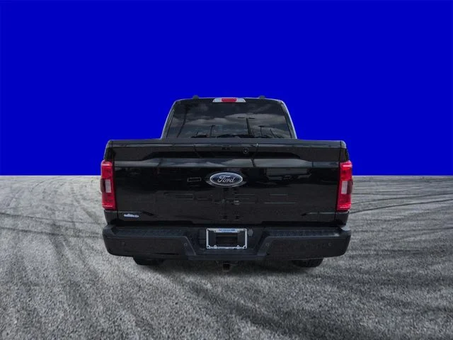 Used 2023 Agate Black Metallic Ford XLT image 5