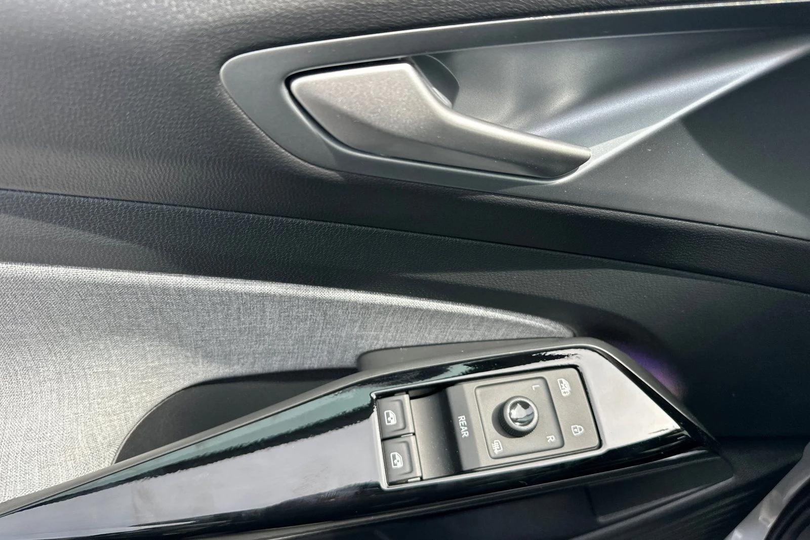 New 2026 Silver Volkswagen Pro image 9