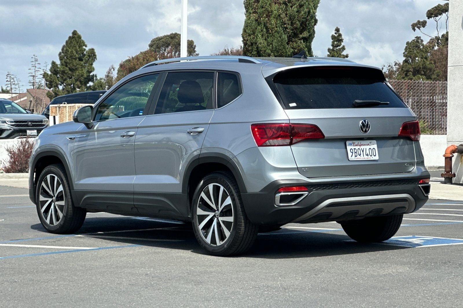 2022 Volkswagen Taos SE - Photo 6