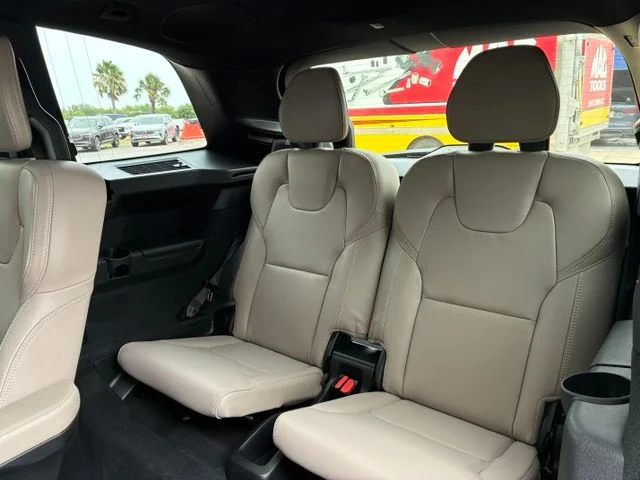 New 2026 Onyx Black Volvo Ultra image 25