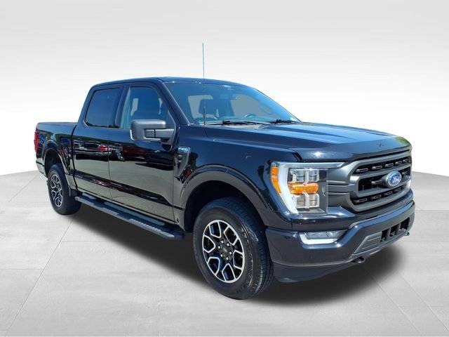 Certified Used 2022 Black Metallic Ford XLT image 15