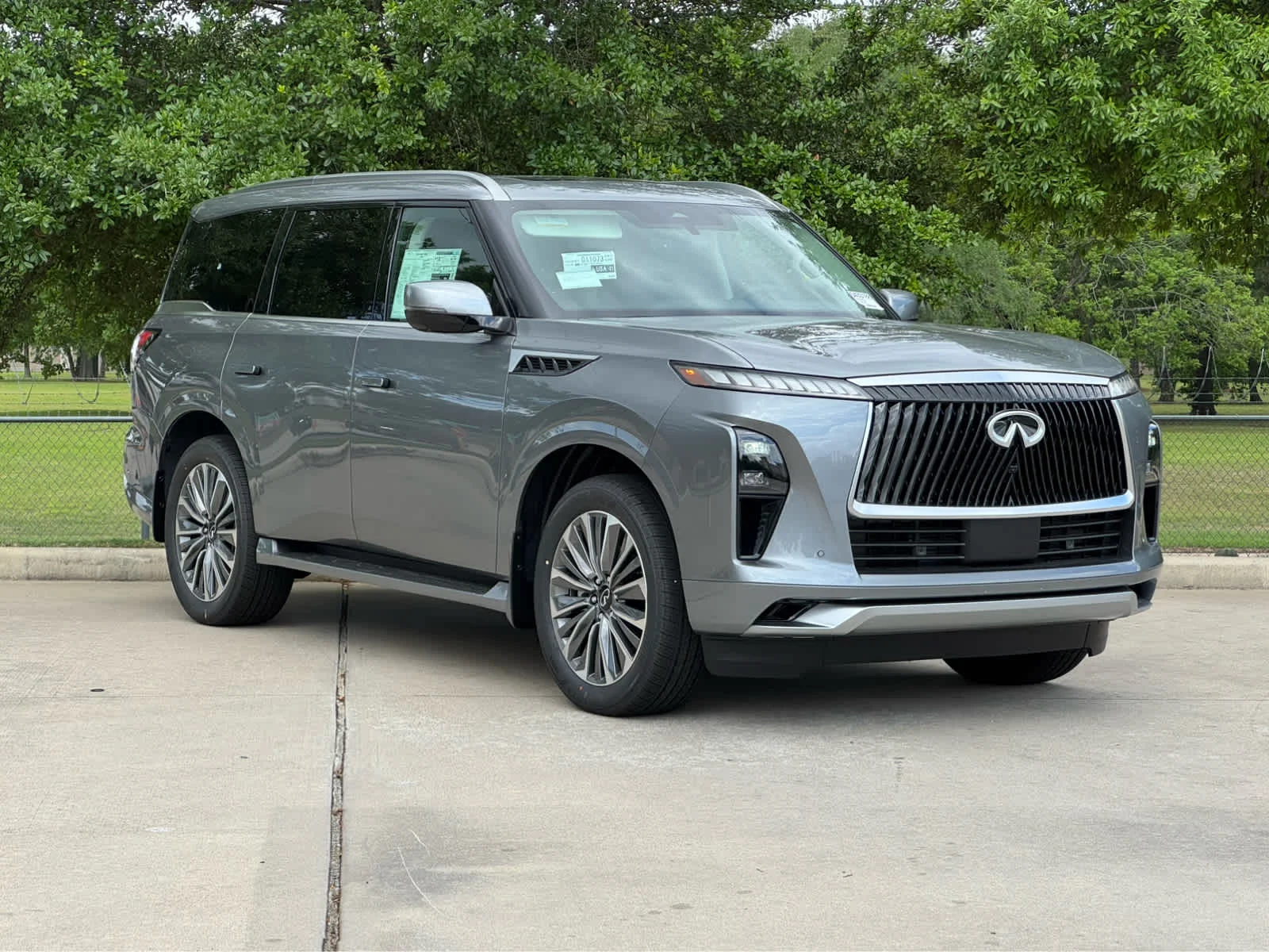 Certified Used 2026 Dynamic Metal INFINITI LUXE image 4