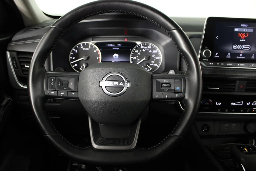 2025 Nissan Rogue SV - Photo 26